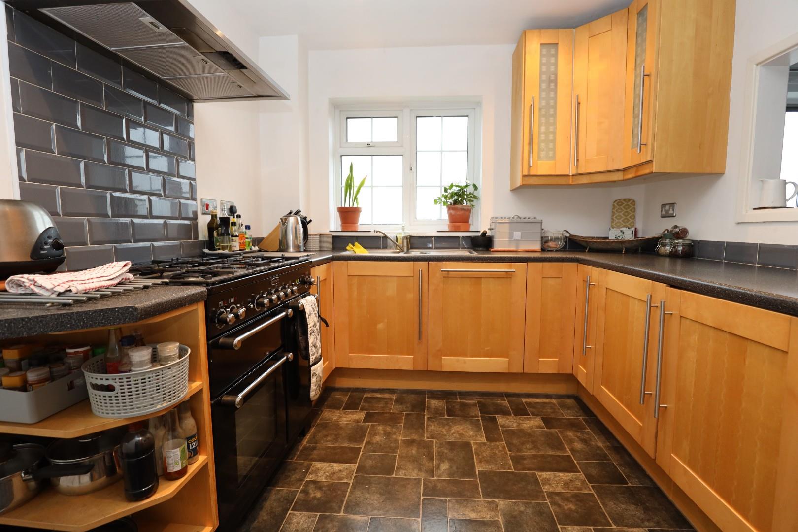 Geraints Way, Cowbridge, Vale of Glamorgan, CF71 7AY